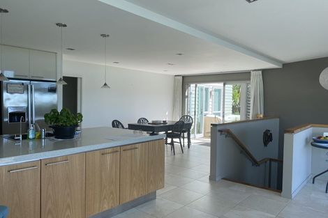 Photo of property in 47 Spinnaker Drive, Te Atatu Peninsula, Auckland, 0610