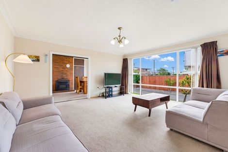 Photo of property in 4 Colesbury Street, Bishopdale, Christchurch, 8053