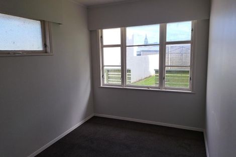 Photo of property in 303a Waiwhetu Road, Fairfield, Lower Hutt, 5011