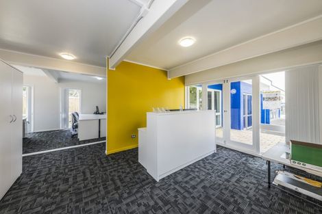 Photo of property in 32 Beach Road, Pahurehure, Papakura, 2113