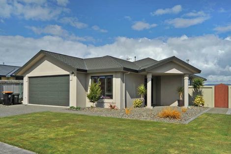 Photo of property in 75 Parnell Heights, Kelvin Grove, Palmerston North, 4414