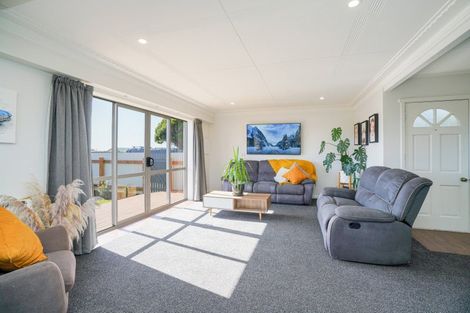 Photo of property in 6 Oteramika Road, Rockdale, Invercargill, 9812