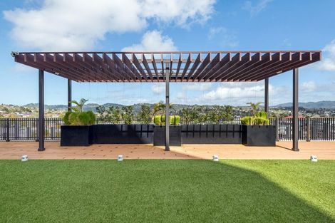 Photo of property in 205/8 Waikumete Road, Glen Eden, Auckland, 0602