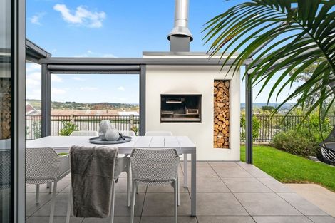 Photo of property in 5 Eagleview Rise, Welcome Bay, Tauranga, 3175