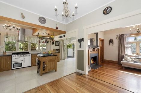 Photo of property in 13 Te Aroha Street, Hamilton East, Hamilton, 3216