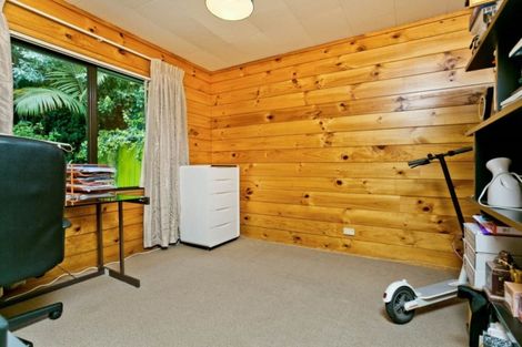 Photo of property in 2/32 Trinidad Road, Sunnynook, Auckland, 0620
