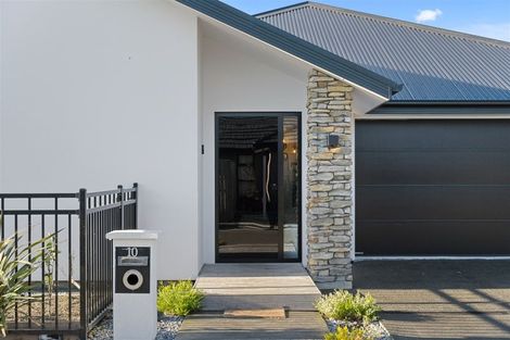 Photo of property in 10 Whitburn Avenue, Halswell, Christchurch, 8025