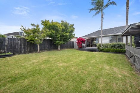 Photo of property in 1/72 Drake Street, Howick, Auckland, 2014