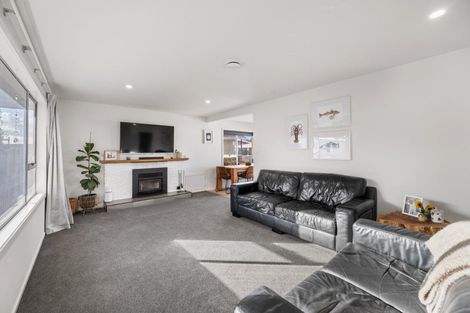 Photo of property in 18 Konini Crescent, Pirimai, Napier, 4112