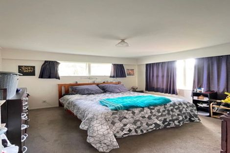 Photo of property in 48 Valley View Road, Glenfield, Auckland, 0629