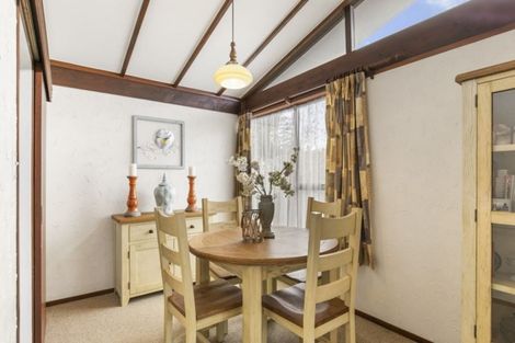 Photo of property in 18 Abbeygate Street, Birkdale, Auckland, 0626