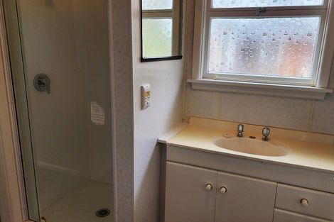 Photo of property in 5 Prestons Road, Redwood, Christchurch, 8051