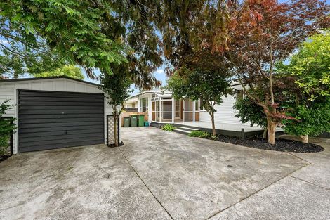 Photo of property in 60 Southsea Crescent, Silverdale, Hamilton, 3216