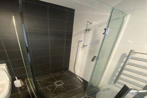 Photo of property in 404/19 Rawene Road, Birkenhead, Auckland, 0626