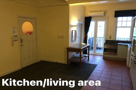 Photo of property in Chatsworth Flats, 5/23 Pirie Street, Mount Victoria, Wellington, 6011