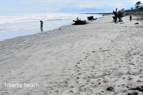 Photo of property in 4 Elley Drive, Carters Beach, Westport, 7825