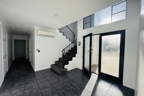 Photo of property in 69 Royal Oak Drive, Kelvin Grove, Palmerston North, 4414