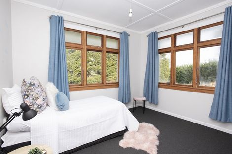 Photo of property in 5 Harbour Endowment Road, South Hillend, Winton, 9783