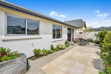 Photo of property in 69h Richardson Street, Saint Kilda, Dunedin, 9012