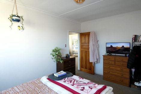 Photo of property in 33 Domett Street, Westport, 7825