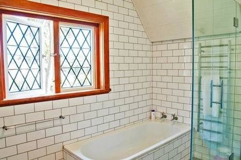 Photo of property in 10 Mersey Street, Island Bay, Wellington, 6023