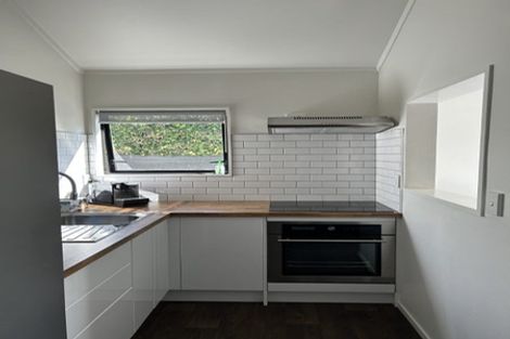 Photo of property in 8 Countess Close, Maupuia, Wellington, 6022