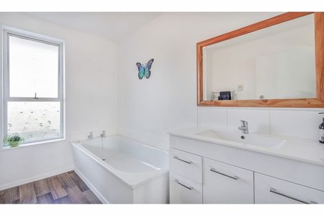 Photo of property in 27 Seafield Place, South New Brighton, Christchurch, 8062