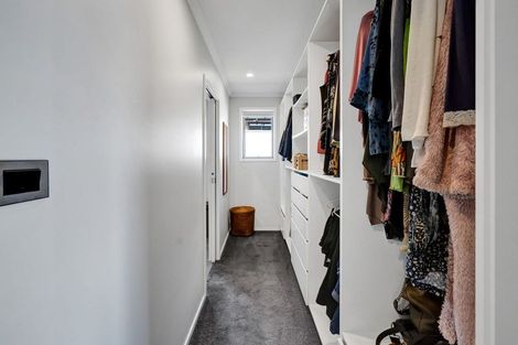 Photo of property in 9 Huetu Place, Bell Block, New Plymouth, 4312