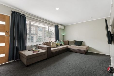 Photo of property in 3/112 Gossamer Drive, Pakuranga Heights, Auckland, 2010