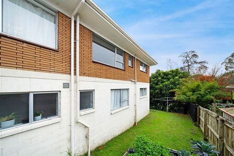 Photo of property in 5/15a Oates Road, Glen Eden, Auckland, 0602