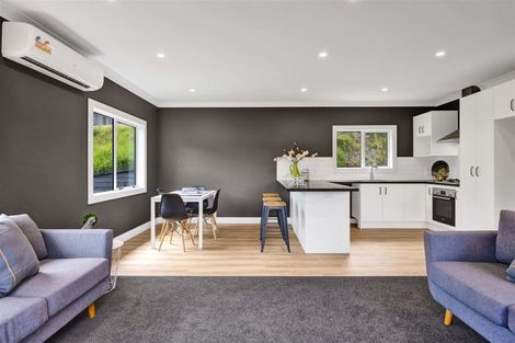 Photo of property in 23b Heta Road, Highlands Park, New Plymouth, 4312