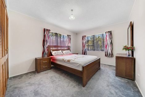 Photo of property in 36 Eugenia Rise, Totara Heights, Auckland, 2105