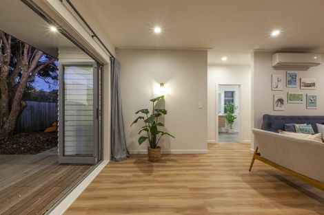 Photo of property in 68 Marine Parade, Paraparaumu Beach, Paraparaumu, 5032