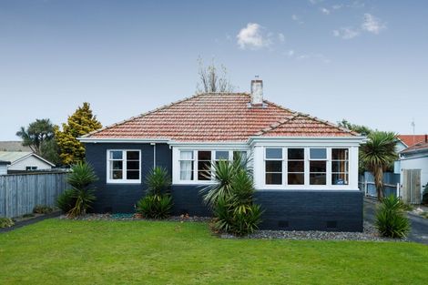 Photo of property in 32 Rangiora Avenue, Roslyn, Palmerston North, 4414