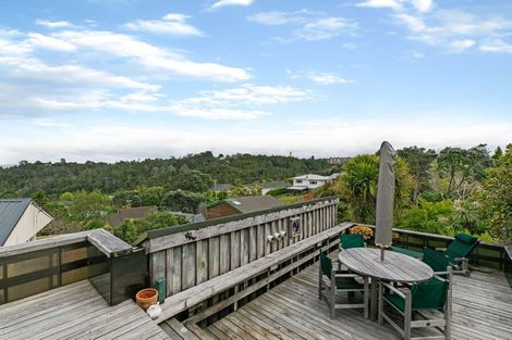 Photo of property in 76 Balmain Road, Chatswood, Auckland, 0626