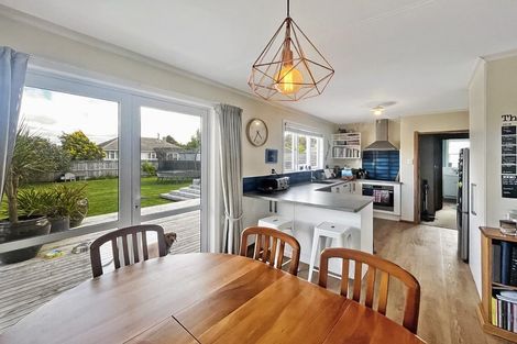 Photo of property in 10 Aberdeen Avenue, Takaro, Palmerston North, 4412