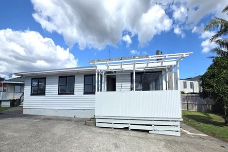 Photo of property in 21 Tranent Road, Mangere, Auckland, 2022