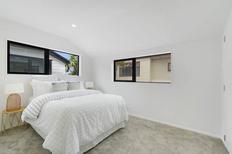 Photo of property in 14b Friesian Drive, Mangere, Auckland, 2022