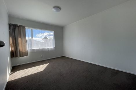 Photo of property in 4 Mon Desir Place, Manurewa, Auckland, 2102