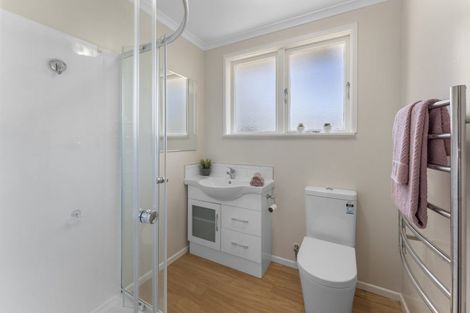 Photo of property in 1/76 Clouston Park Road, Clouston Park, Upper Hutt, 5018