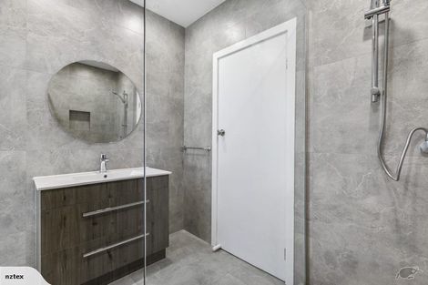 Photo of property in 35 Ranui Avenue, Ranui, Auckland, 0612