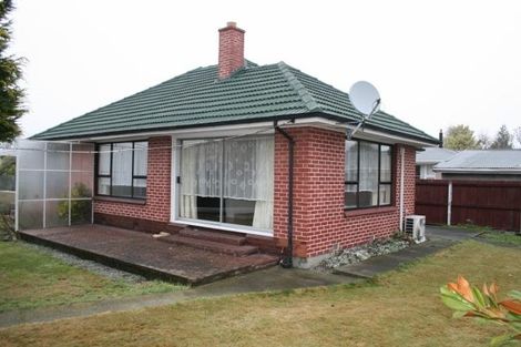 Photo of property in 8 Dalton Place, Burnside, Christchurch, 8053