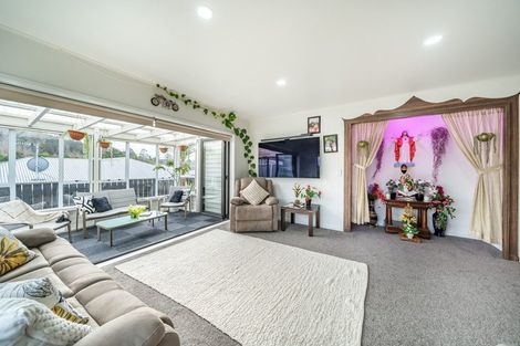 Photo of property in 7 Diamond Grove, Brown Owl, Upper Hutt, 5018