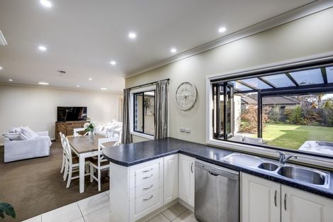 Photo of property in 3 Portland Place, Poraiti, Napier, 4112