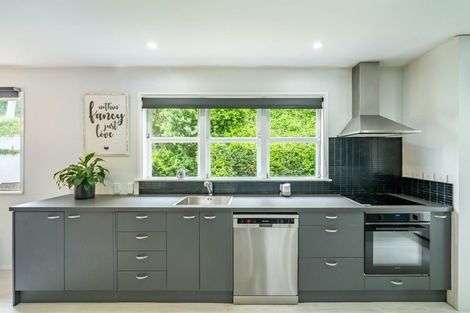 Photo of property in 20 Raroa Place, Pukerua Bay, 5026