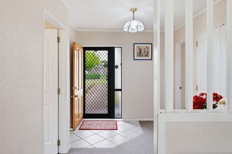 Photo of property in 9 Ashmore Place, Fairy Springs, Rotorua, 3015