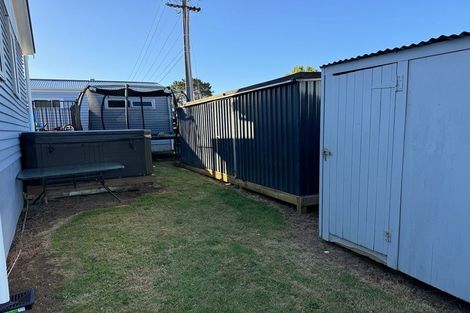 Photo of property in 285 Royal Road, Massey, Auckland, 0614