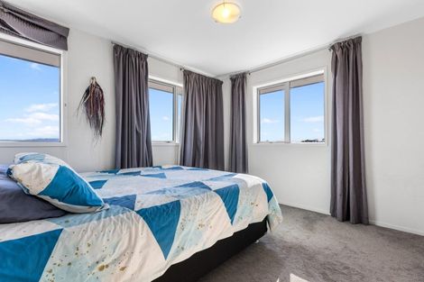 Photo of property in 10 Elena Place, Welcome Bay, Tauranga, 3112