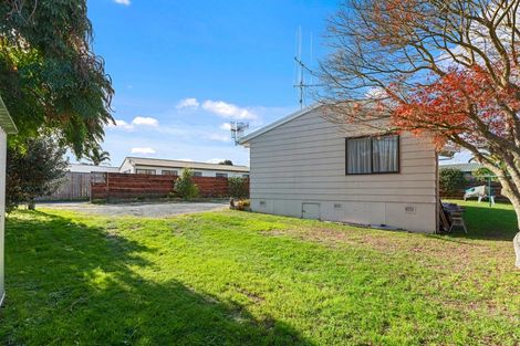 Photo of property in 4d Kimber Grove, Papamoa Beach, Papamoa, 3118