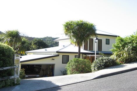 Photo of property in 34 Milton Terrace, Picton, 7220